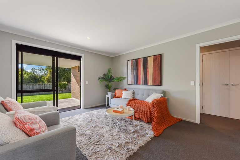 Photo of property in 10 Les Wakefield Road, Mapua, 7005