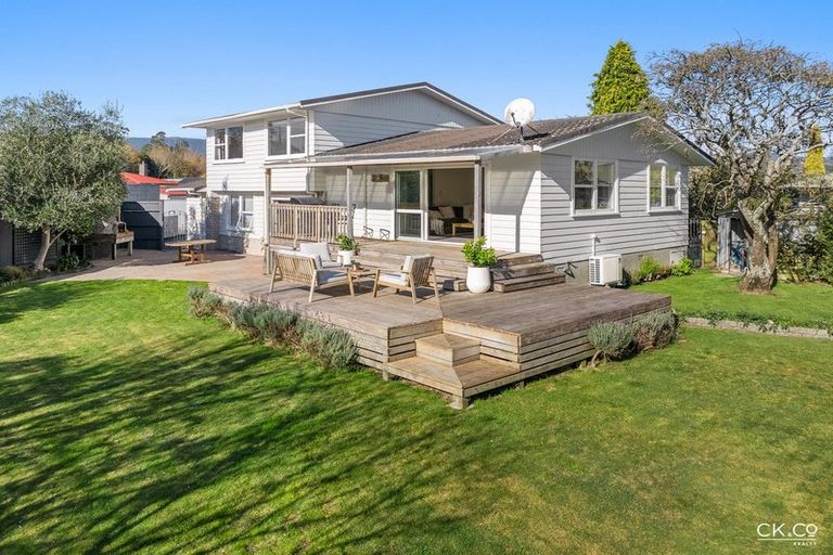 Photo of property in 24 Longfellow Street, Trentham, Upper Hutt, 5018