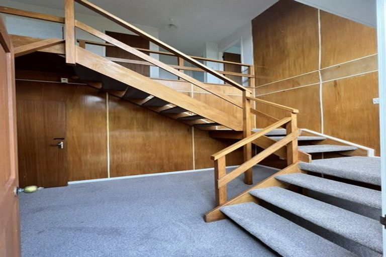 Photo of property in 1/17 Glenvar Road, Torbay, Auckland, 0630