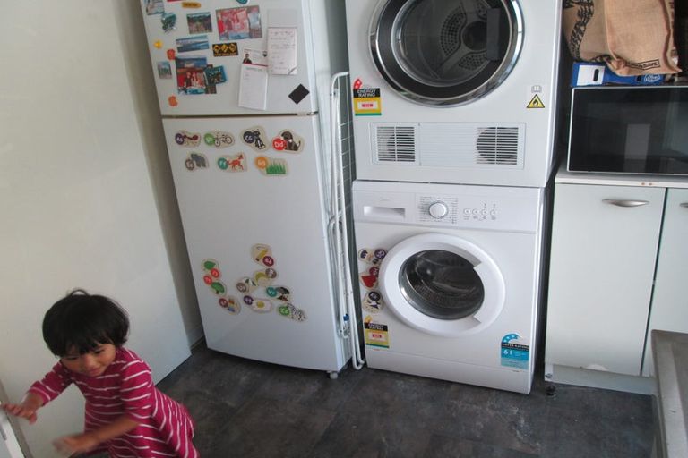 Photo of property in 2/148 Old Farm Road, Hamilton East, Hamilton, 3216