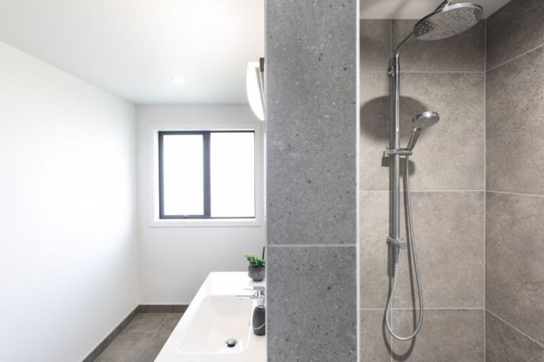 Photo of property in 37 Mike Smith Drive, Cambridge, 3434