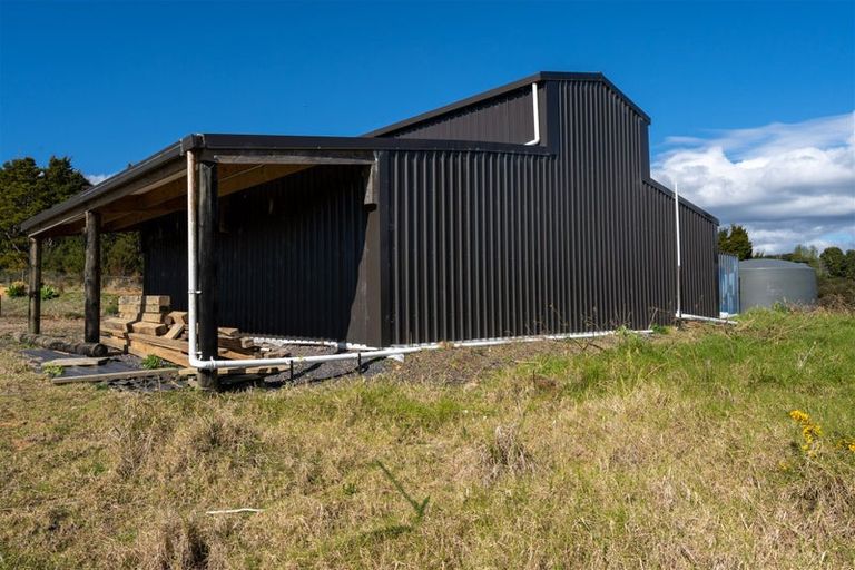 Photo of property in 93 Ranui Road, Karetu, 0283