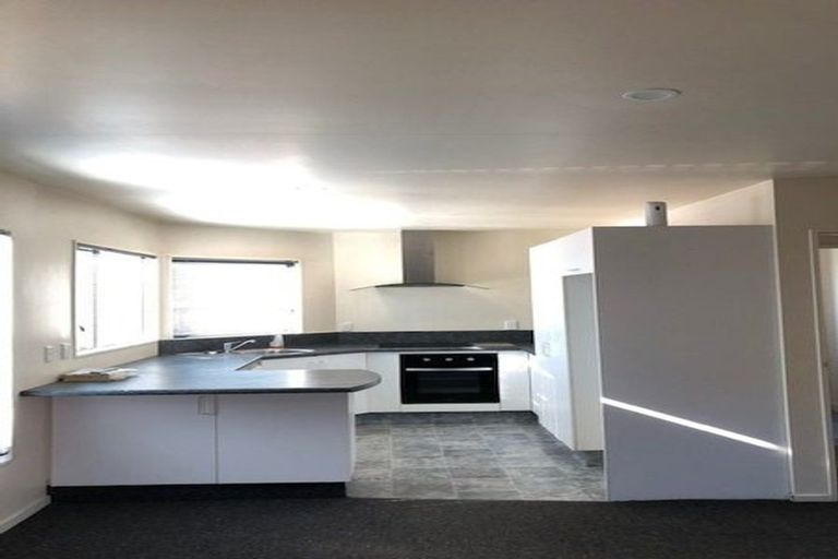 Photo of property in 2/112 Poulson Street, Addington, Christchurch, 8024