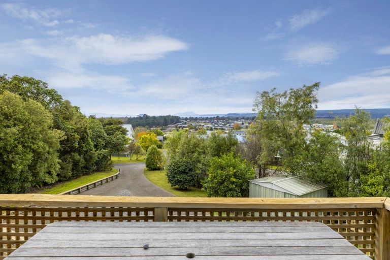 Photo of property in 14 Paurini Place, Motuoapa, Turangi, 3382