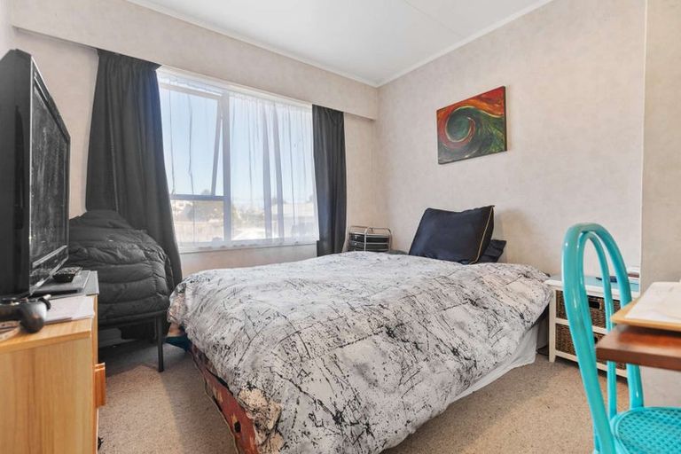 Photo of property in 19a Pohutukawa Drive, Owhata, Rotorua, 3010