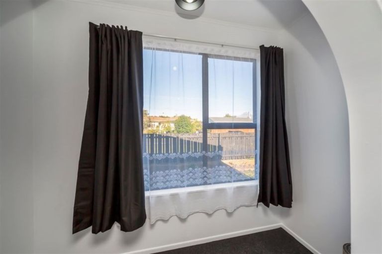 Photo of property in 154 Miranda Street, Stratford, 4332