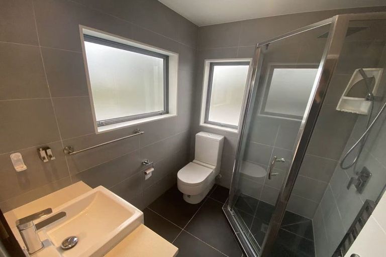 Photo of property in 27 Matipo Road, Te Atatu Peninsula, Auckland, 0610