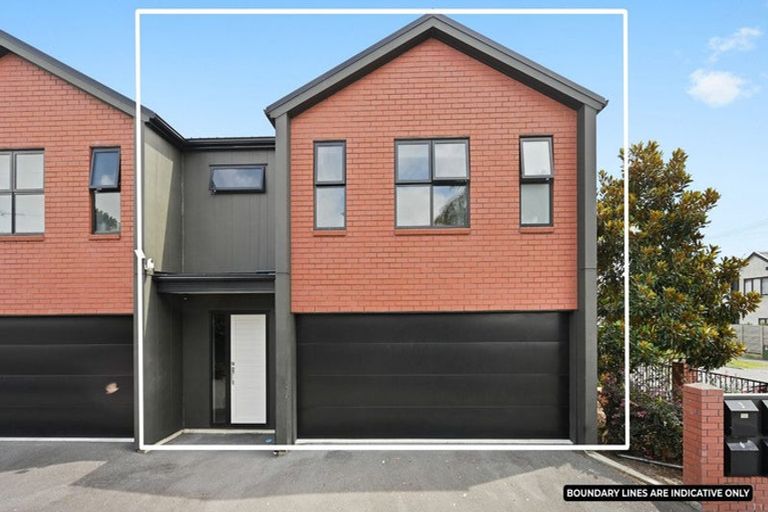 Photo of property in 1/3 Charlemont Street, Whitiora, Hamilton, 3200