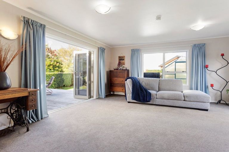 Photo of property in 8 Magenta Place, Dinsdale, Hamilton, 3204