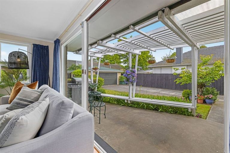 Photo of property in 89 Grahams Road, Burnside, Christchurch, 8041