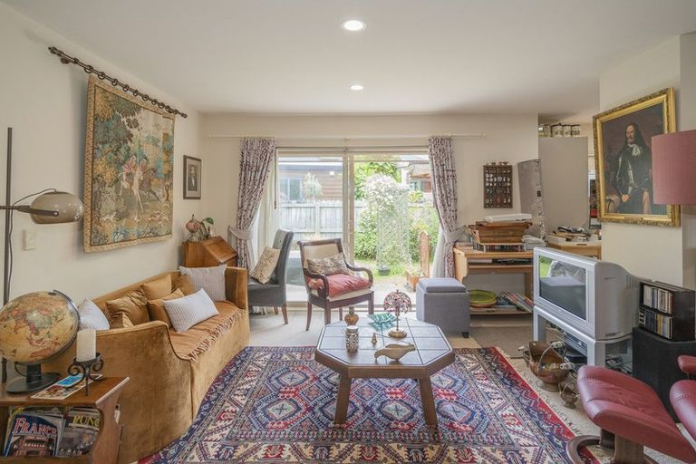 Photo of property in 2 Mayfair Close, Whitianga, 3510