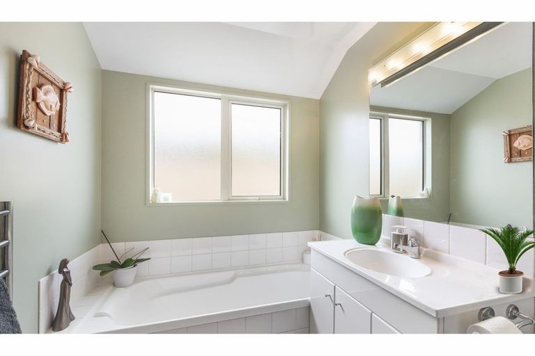 Photo of property in 3 Mahlet Street, Northwood, Christchurch, 8051