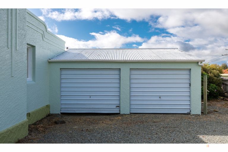 Photo of property in 53 Rhodes Street, Waimate, 7924