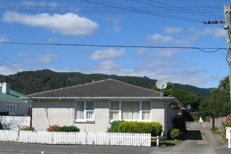 Photo of property in 4/129 Martin Street, Wallaceville, Upper Hutt, 5018