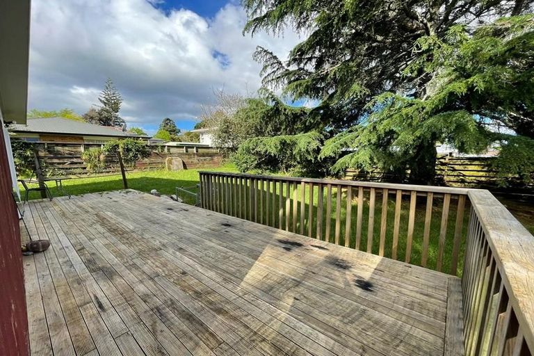 Photo of property in 26 Crompton Road, Massey, Auckland, 0614