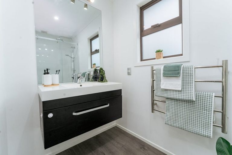 Photo of property in 31 Apollo Parade, Milson, Palmerston North, 4414