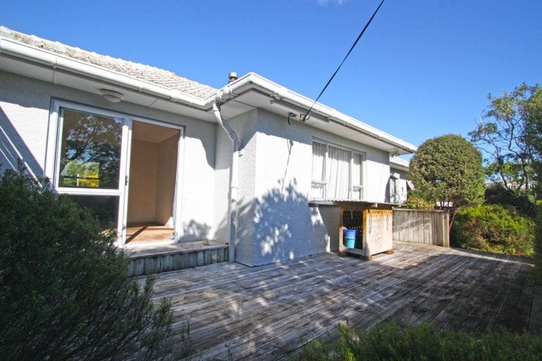 Photo of property in 4 Moana Crescent, Blagdon, New Plymouth, 4310