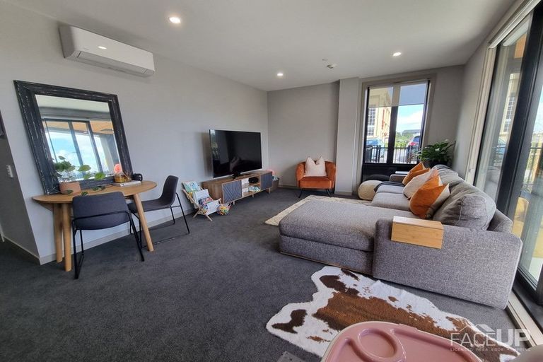 Photo of property in 104/2 Launch Road, Hobsonville, Auckland, 0616