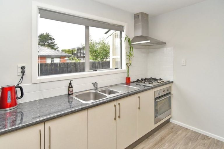 Photo of property in 65 Kuaka Crescent, Bromley, Christchurch, 8062
