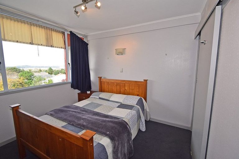 Photo of property in 7/219 Onewa Road, Birkenhead, Auckland, 0626