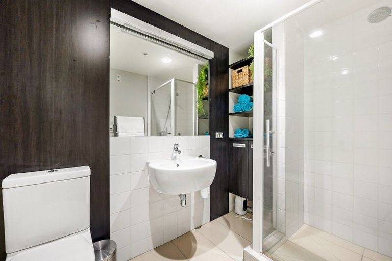 Photo of property in Republic Apartments, 5b/11 Tennyson Street, Te Aro, Wellington, 6011
