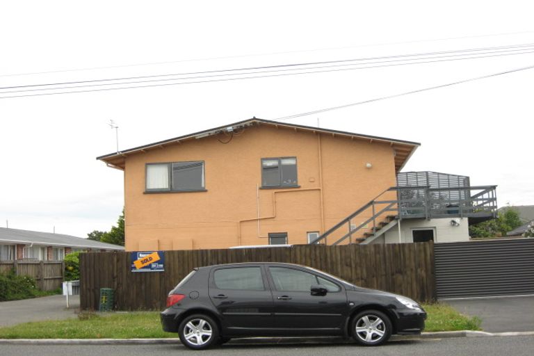 Photo of property in 3/77 Geraldine Street, Edgeware, Christchurch, 8013