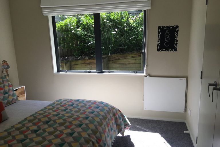 Photo of property in 168 Verbena Road, Birkdale, Auckland, 0626
