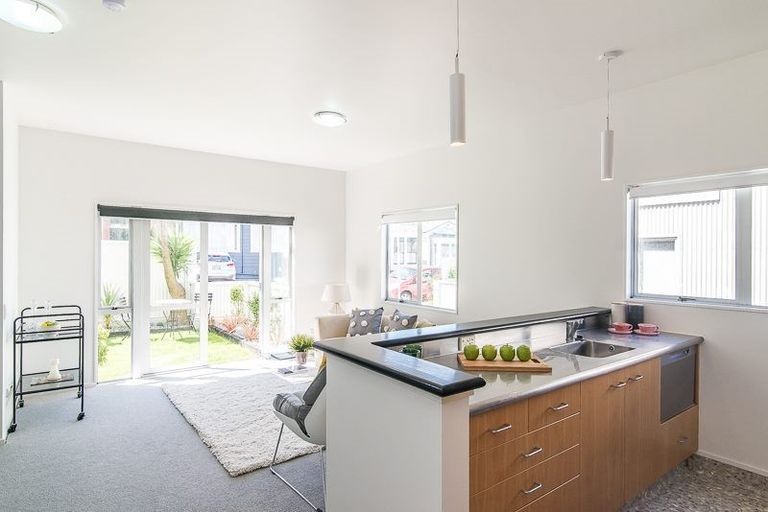 Photo of property in 7u5 Henry Street, Kilbirnie, Wellington, 6022