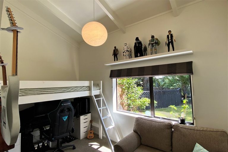 Photo of property in 5 Godwit Place, Waiuku, 2123
