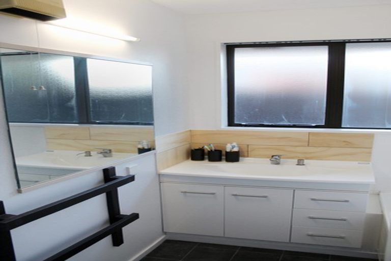 Photo of property in 21 Kintyre Drive, Broomfield, Christchurch, 8042