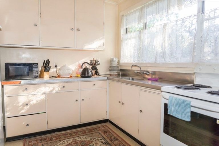 Photo of property in 61 Guy Street, Dannevirke, 4930