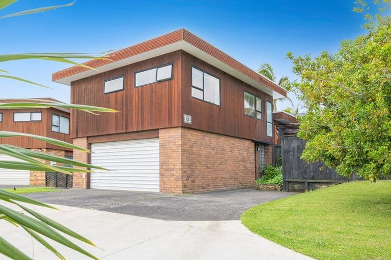 Photo of property in 1/2 Carl Place, Unsworth Heights, Auckland, 0632