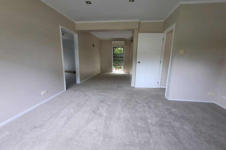 Photo of property in 1/4a Beresford Street, Bayswater, Auckland, 0622