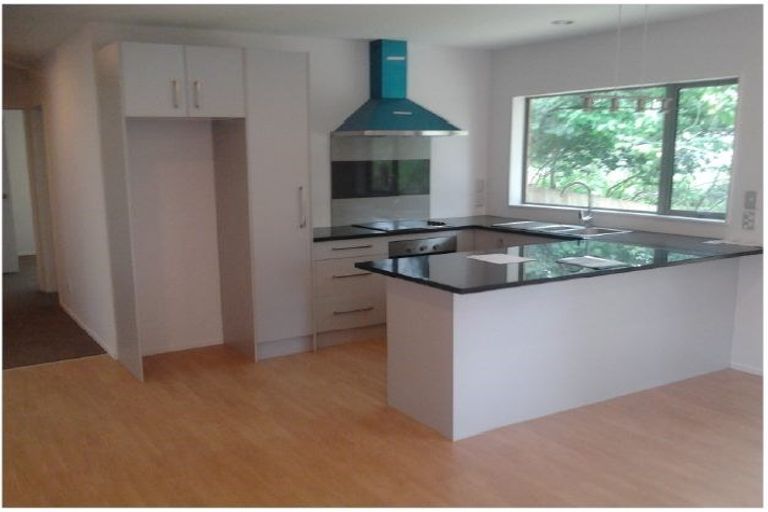 Photo of property in 16b Imperial Place, Henderson, Auckland, 0612