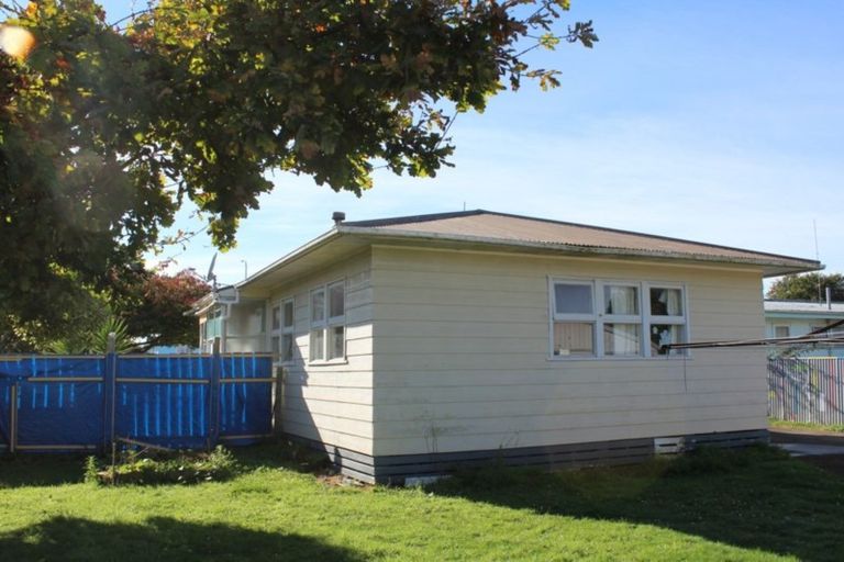 Photo of property in 19 Hartgill Crescent, Dannevirke, 4930