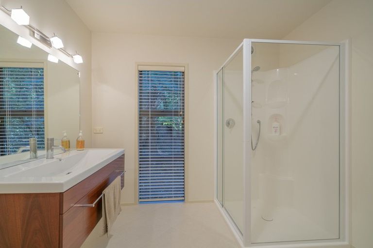 Photo of property in 49 Mount Avenue, Pauanui, Hikuai, 3579