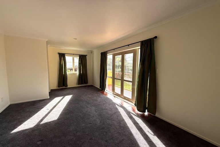 Photo of property in 10 Glendhu Road, Bayview, Auckland, 0629