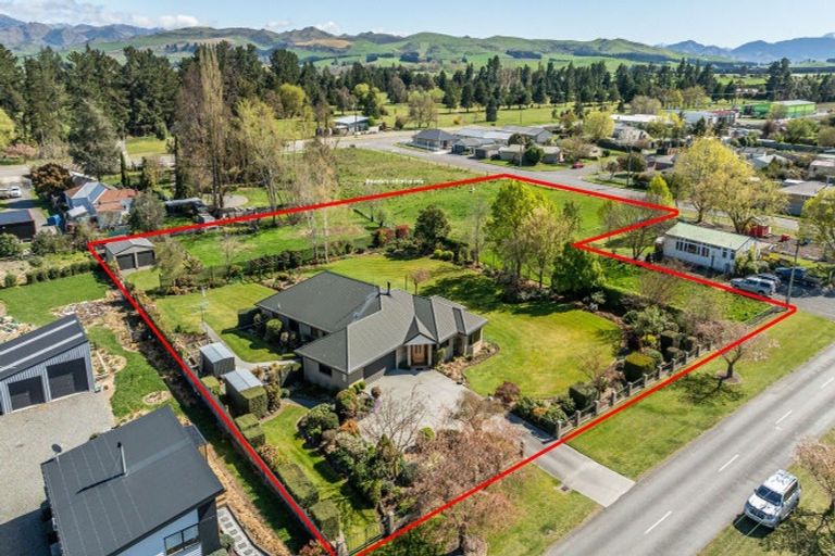 Photo of property in 39 Montrose Avenue, Culverden, 7392