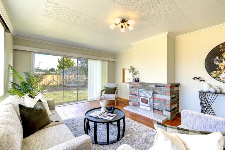 Photo of property in 21 Sundown Crescent, Melville, Hamilton, 3206