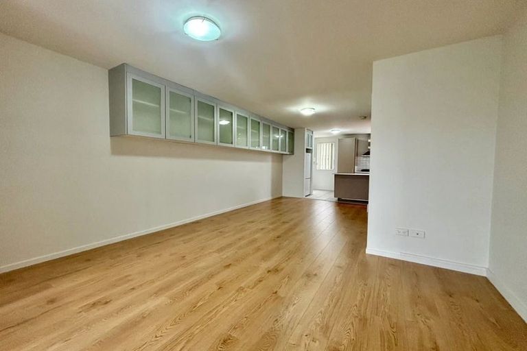 Photo of property in 6/26 Oneroa Road, East Tamaki, Auckland, 2013