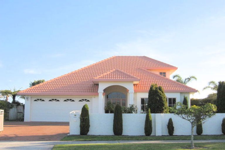 Photo of property in 50 Seychelles Drive, Papamoa Beach, Papamoa, 3118