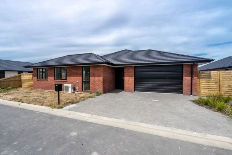 Photo of property in 8 Joy Place, Rolleston, 7614