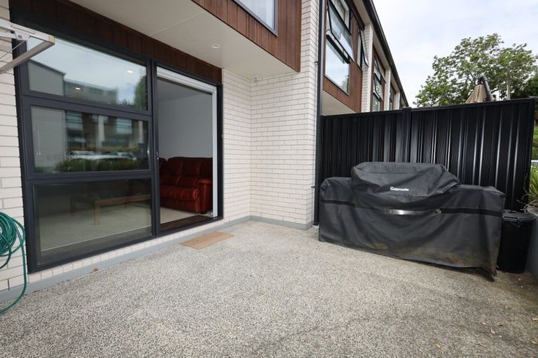 Photo of property in 2/36 Seventh Avenue, Tauranga, 3110