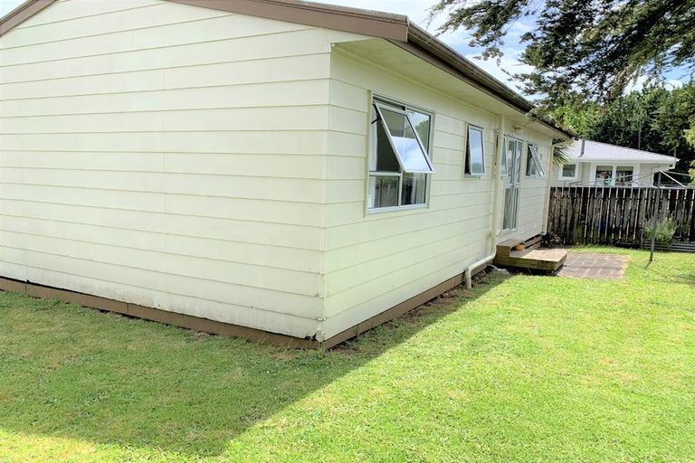 Photo of property in 2/33 O'donn Avenue, Beach Haven, Auckland, 0626