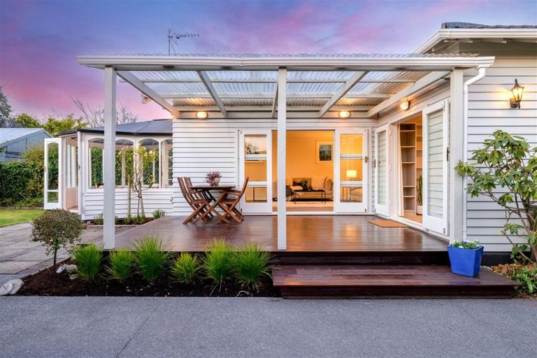 Photo of property in 99 Knowles Street, St Albans, Christchurch, 8052