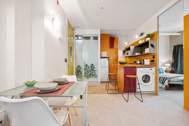 Photo of property in Qba Apartments, 2u/51 Webb Street, Mount Cook, Wellington, 6011