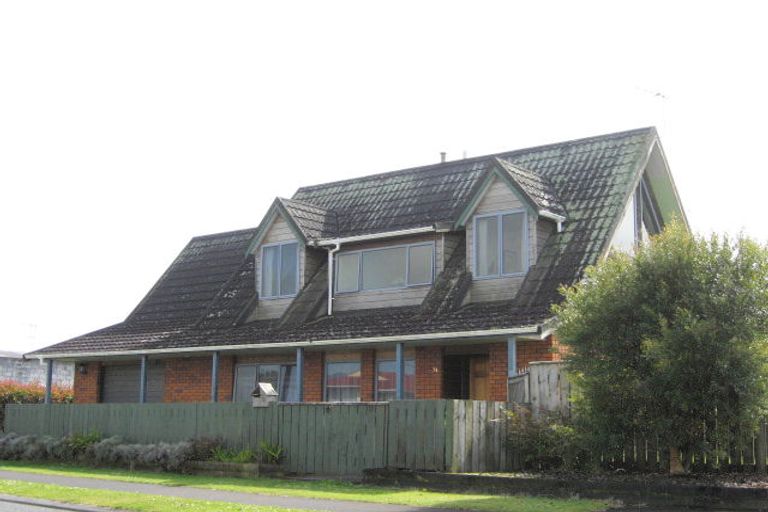 Photo of property in 75 Rewa Street, Inglewood, 4330