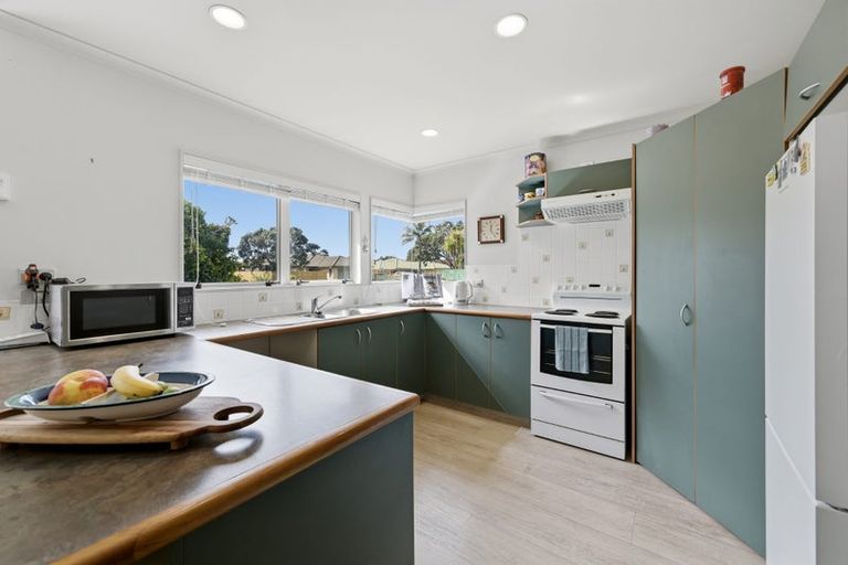 Photo of property in 10 Evansbel Place, Papamoa Beach, Papamoa, 3118