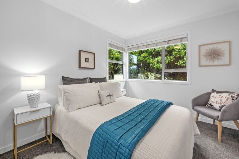 Photo of property in 431 Don Buck Road, Massey, Auckland, 0614