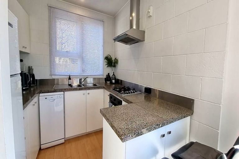 Photo of property in 5/57 Dover Street, St Albans, Christchurch, 8014